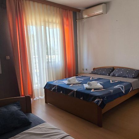 Hotel Ariston Струга Екстериор снимка