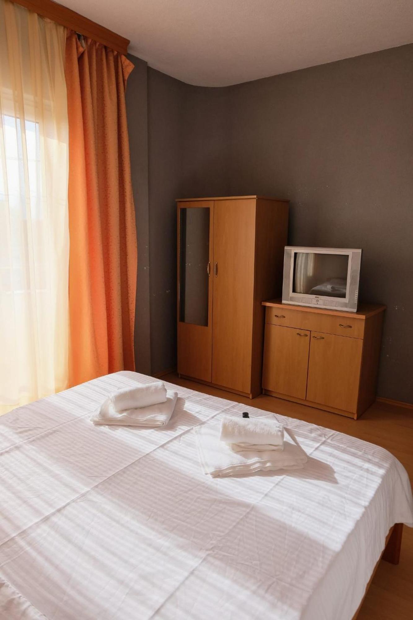 Hotel Ariston Струга Екстериор снимка