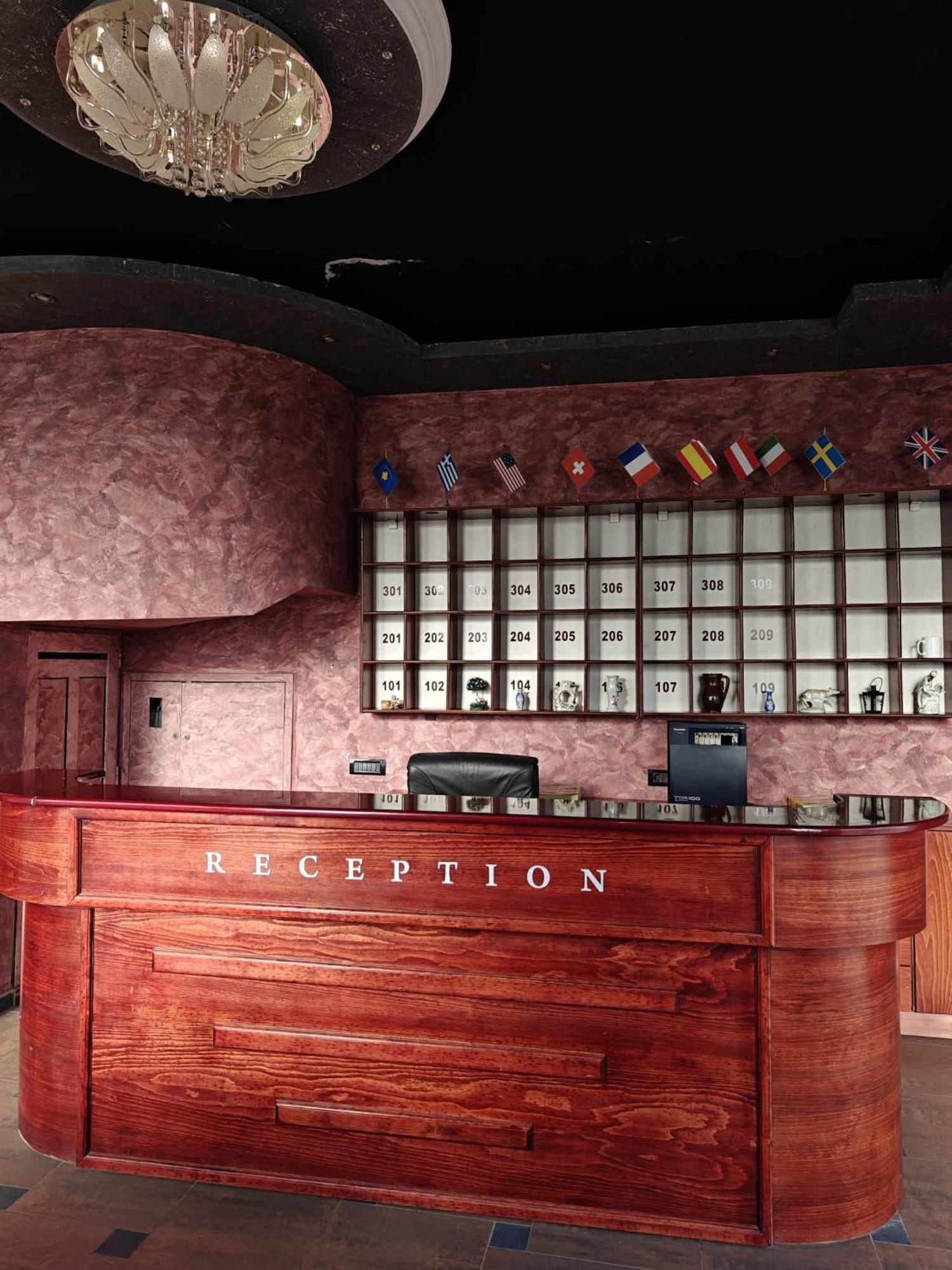 Hotel Ariston Струга Екстериор снимка